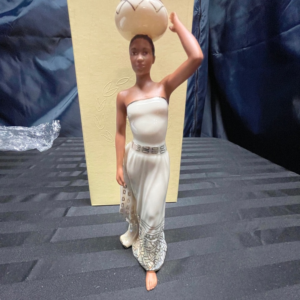 Lenox Azmera, Lady of the Harvest, with original box, perfect condition